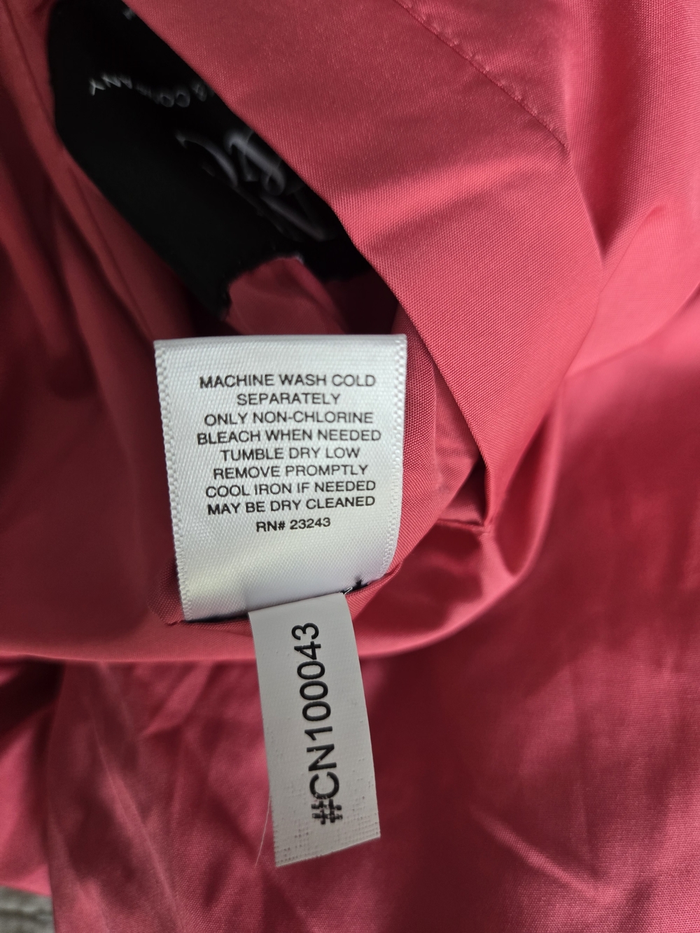 New York & Company Reversible Hooded Faux Fur Bomber Jacket Pink Coral XL - Picture 9 of 9